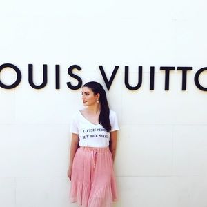 Meet your Posher, Josephine